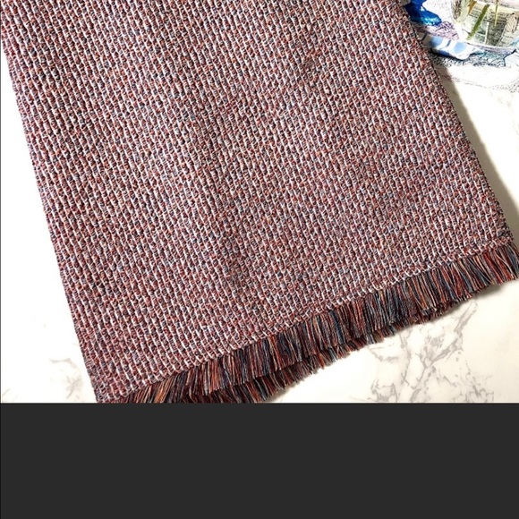 New! Zara stretchy tweed skirt with fringe trim - Picture 6 of 10